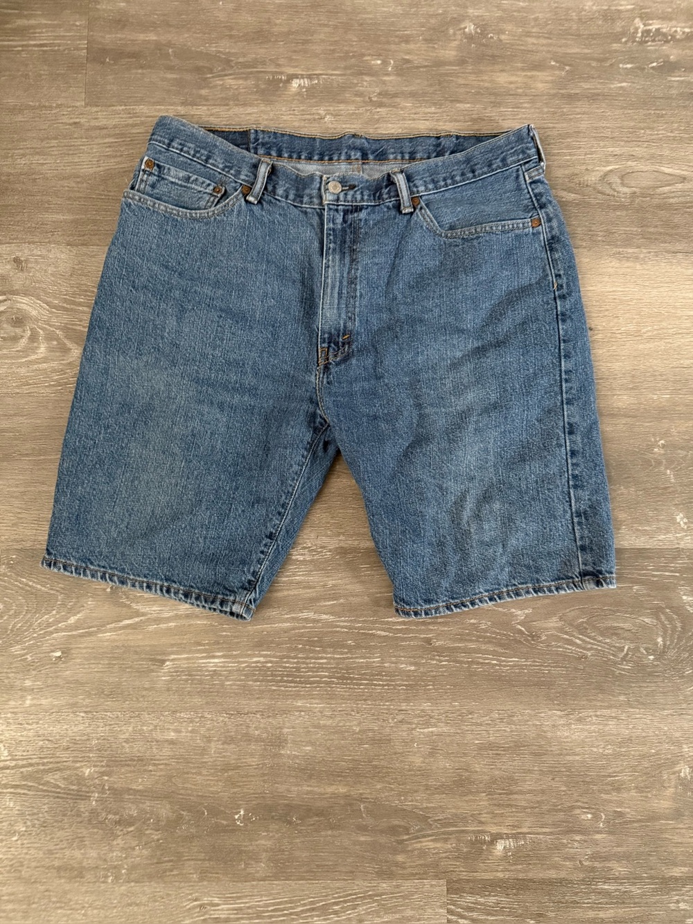 Levi’s 505 Men’s Denim Shorts Size 38 Blue Regular Fit.
